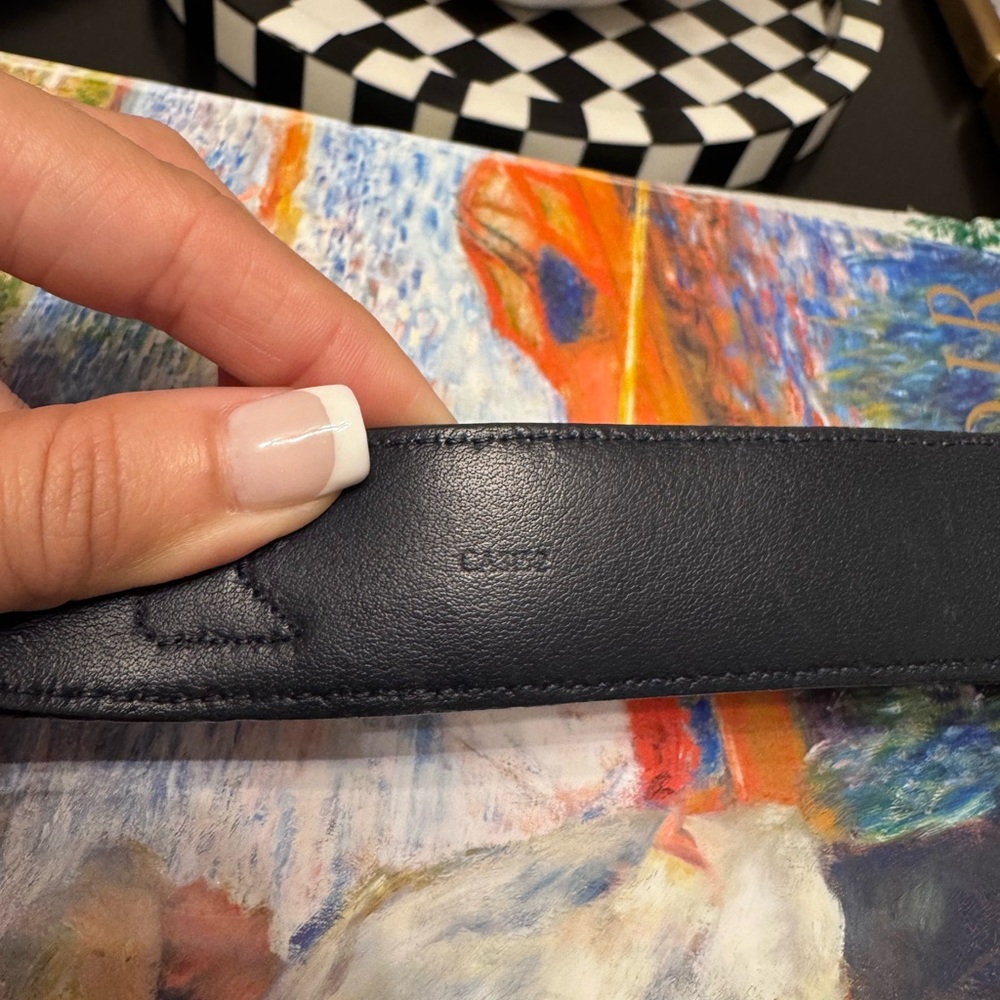 Louis Vuitton Empreinte navy blue belt. - Picture 5 of 8